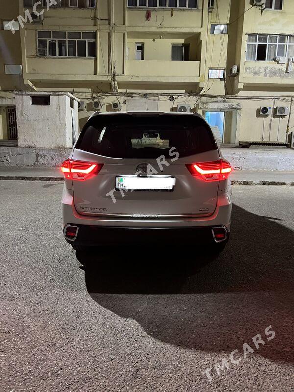 Toyota Highlander 2019 - 510 000 TMT - Ашхабад - img 3