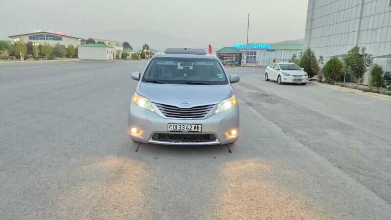 Toyota Sienna 2015 - 380 000 TMT - Гёкдепе - img 3