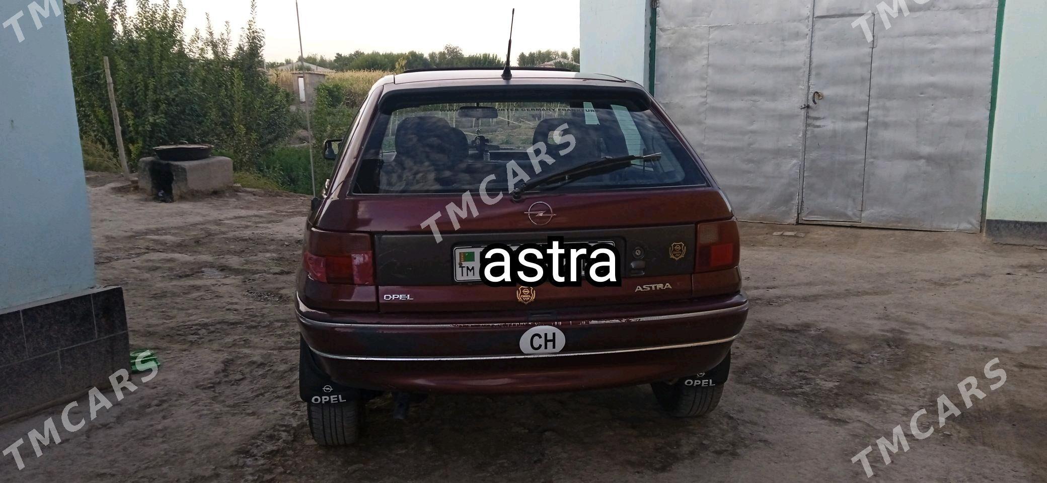 Opel Astra 1993 - 30 000 TMT - Gubadag - img 2