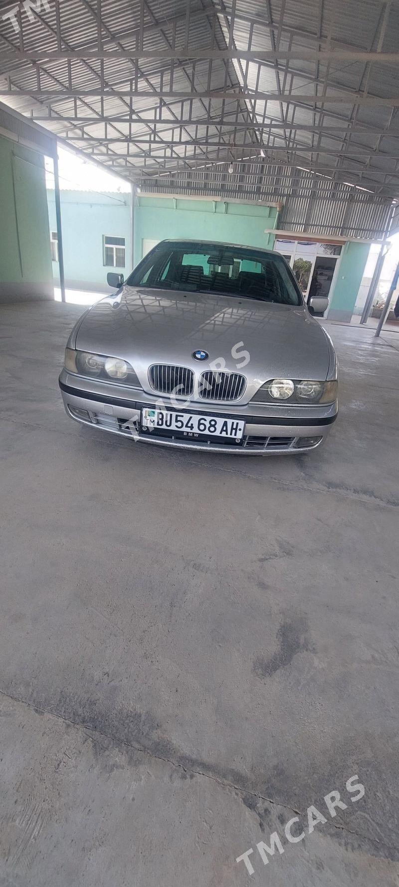 BMW 528 1999 - 90 000 TMT - Кака - img 4