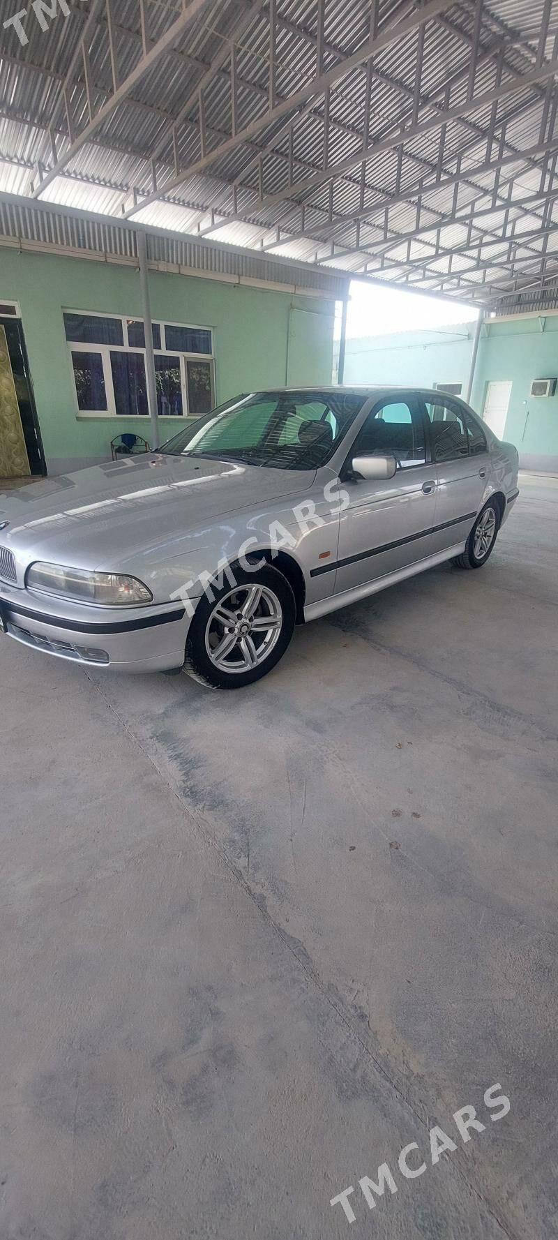 BMW 528 1999 - 90 000 TMT - Кака - img 5