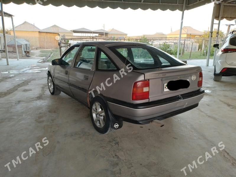 Opel Vectra 1992 - 17 000 TMT - Mary - img 3