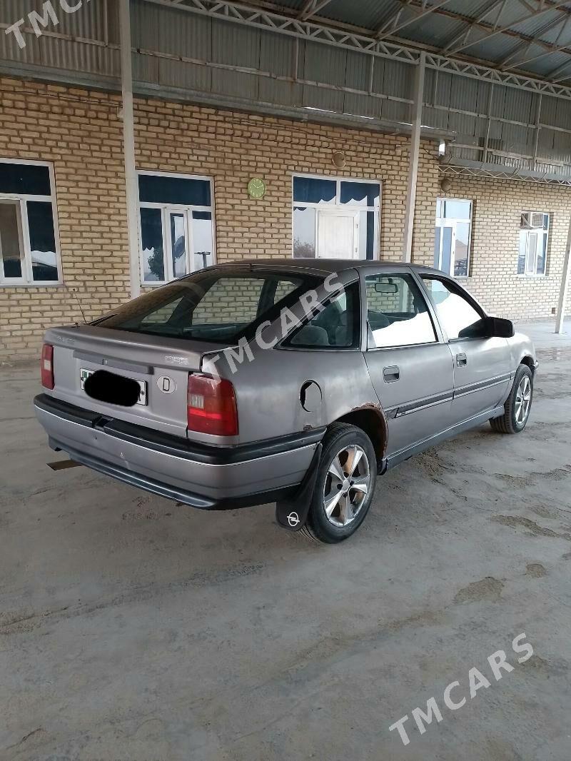 Opel Vectra 1992 - 17 000 TMT - Mary - img 2