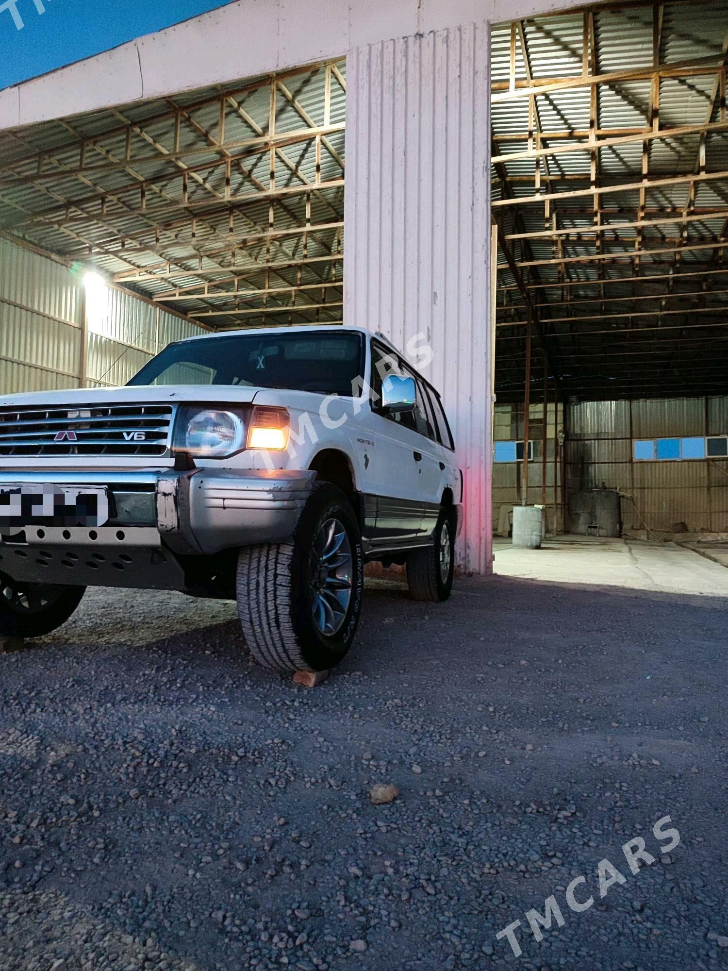 Mitsubishi Montero 1994 - 22 000 TMT - Gyzylarbat - img 3