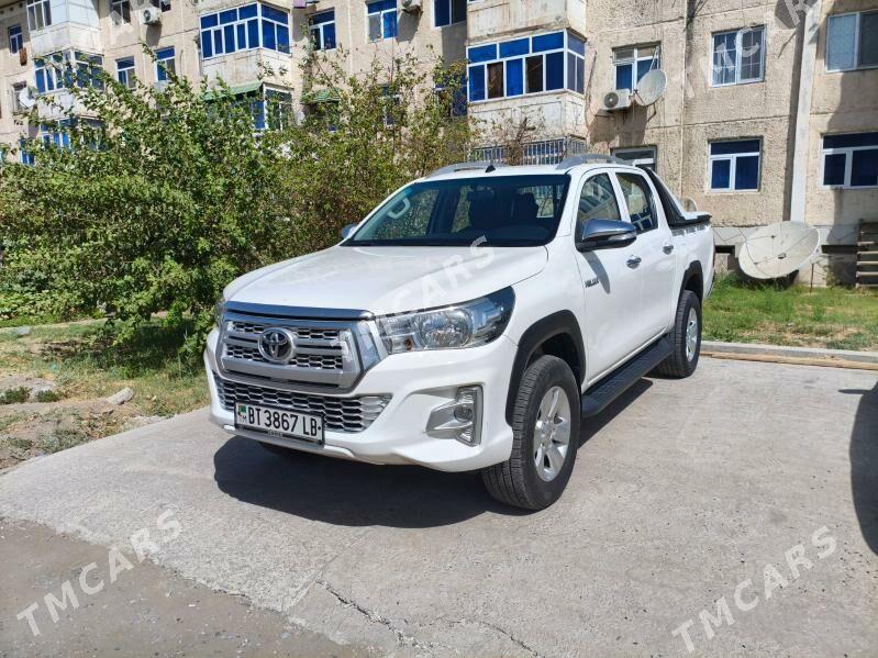 Toyota Hilux 2021 - 640 000 TMT - Türkmenabat - img 5