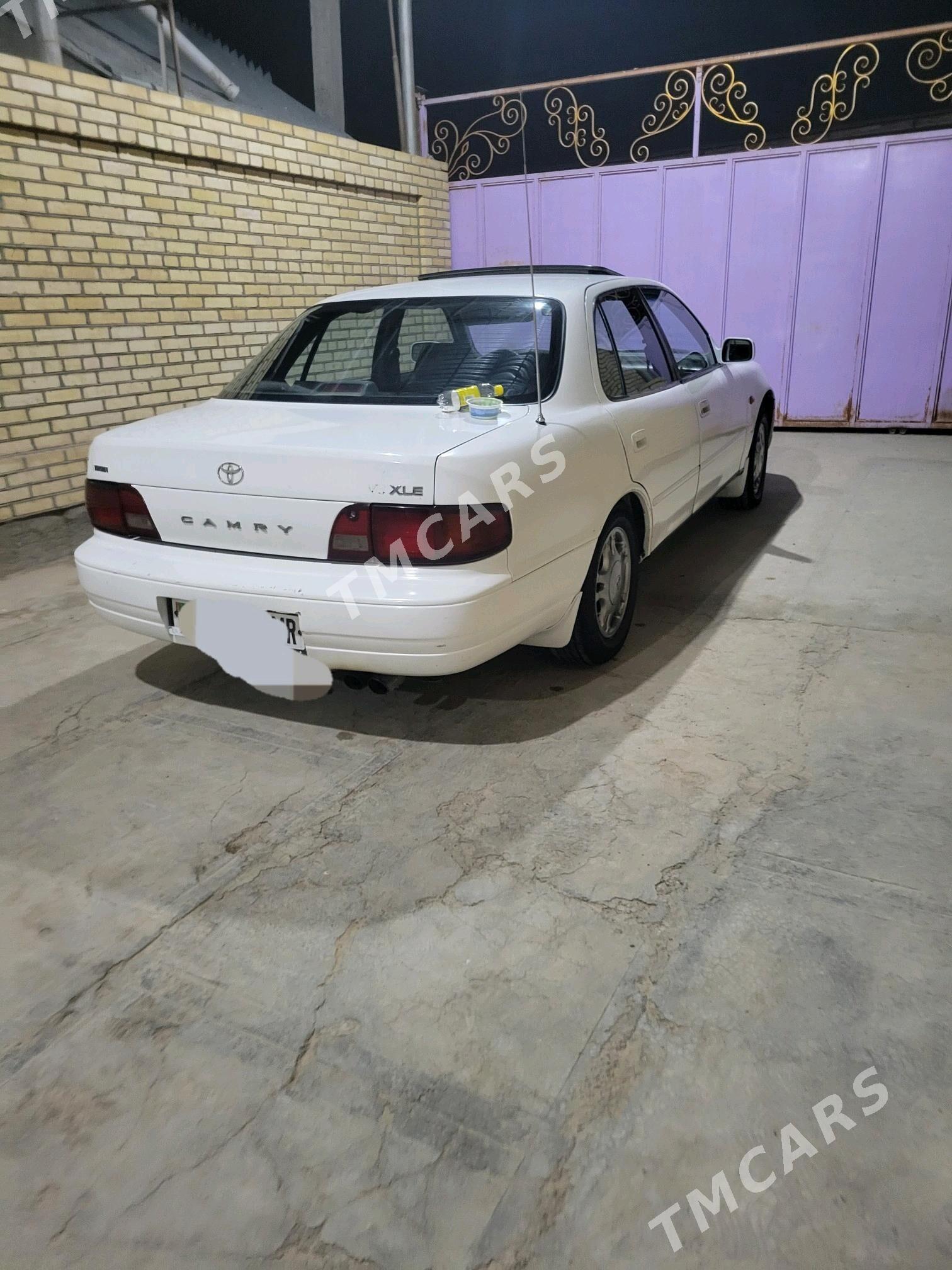 Toyota Camry 1996 - 96 000 TMT - Мары - img 3