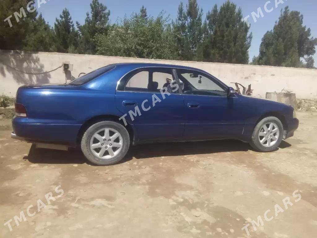 Toyota Crown 1992 - 45 000 TMT - Türkmenabat - img 3