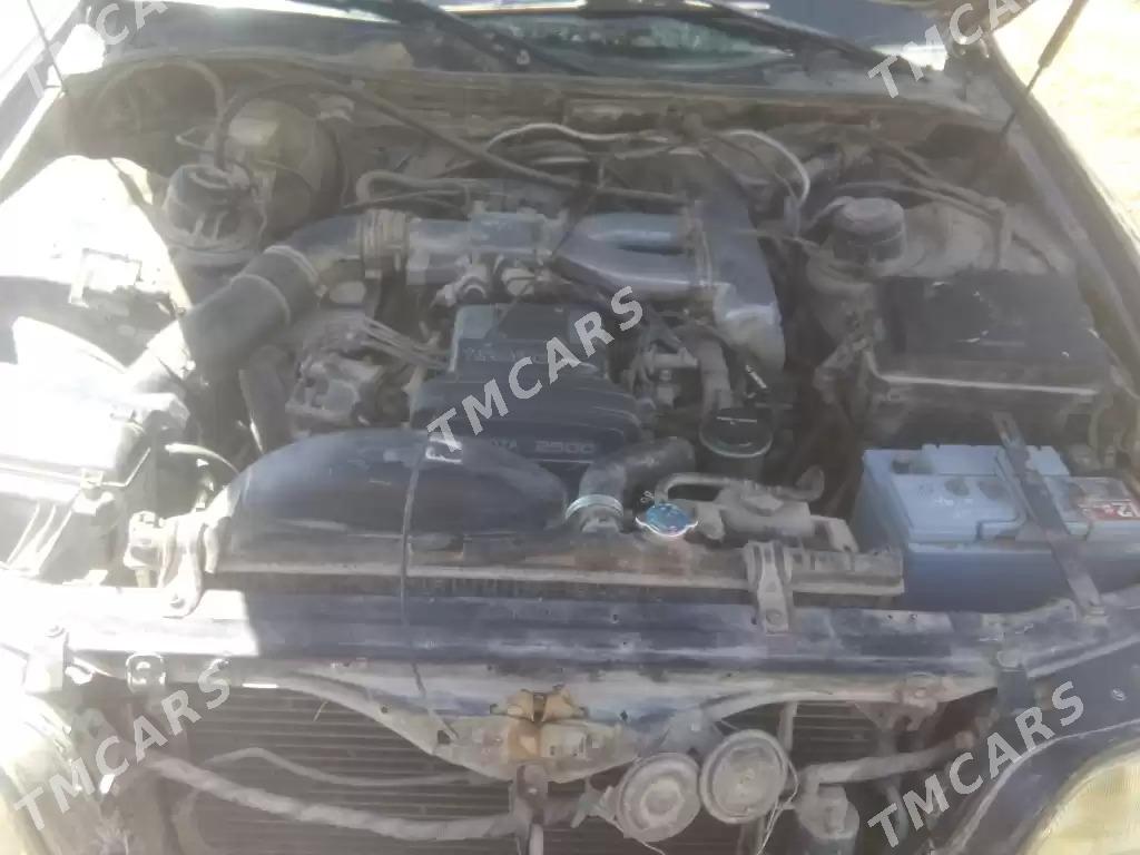 Toyota Crown 1992 - 45 000 TMT - Türkmenabat - img 4