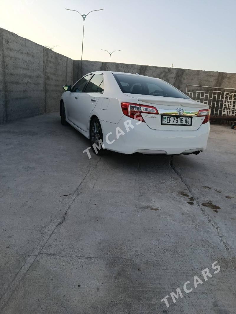 Toyota Camry 2012 - 208 000 TMT - Ашхабад - img 2