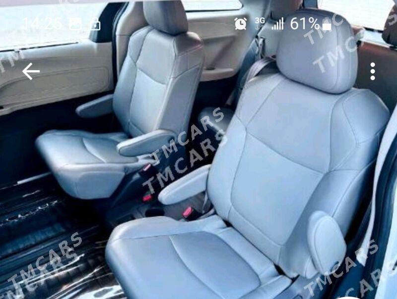 Toyota Sienna 2022 - 470 000 TMT - Türkmenabat - img 6