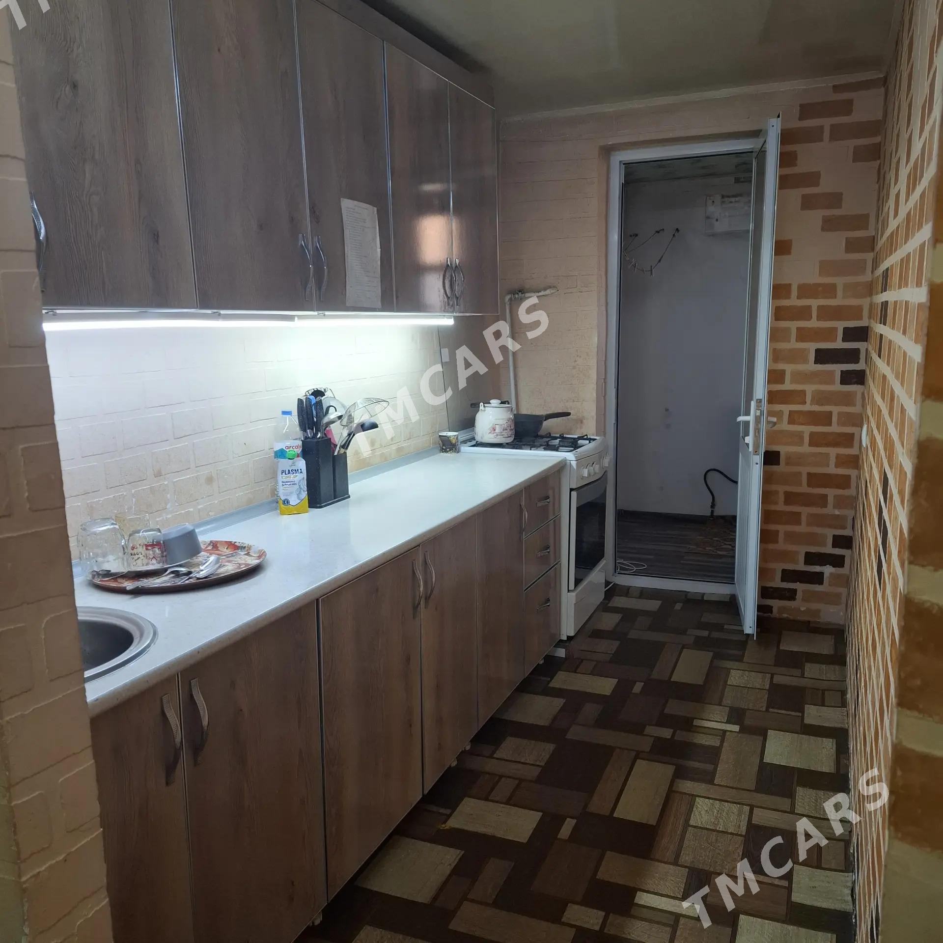 Продам квартиру - Türkmenbaşy - img 3
