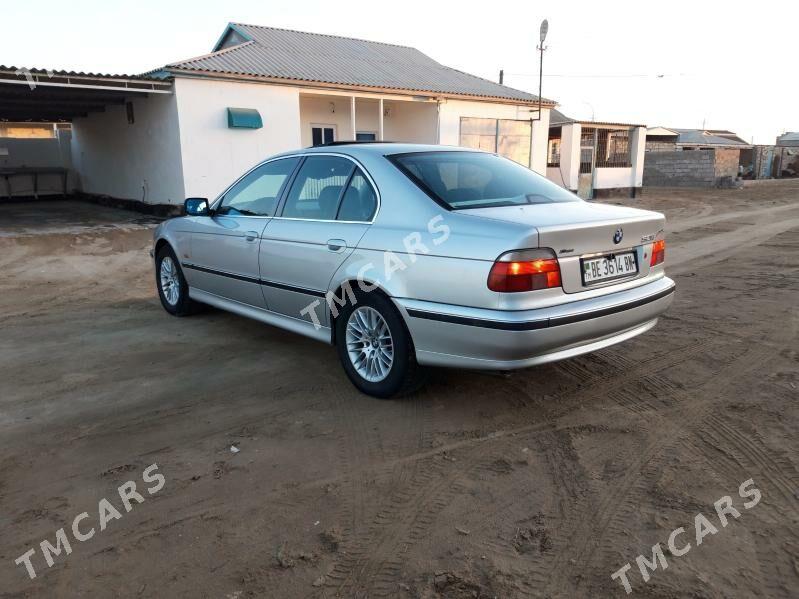 BMW E39 1997 - 105 000 TMT - Esenguly - img 3