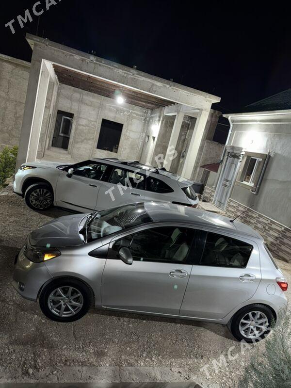 Toyota Yaris 2012 - 140 000 TMT - Балканабат - img 6