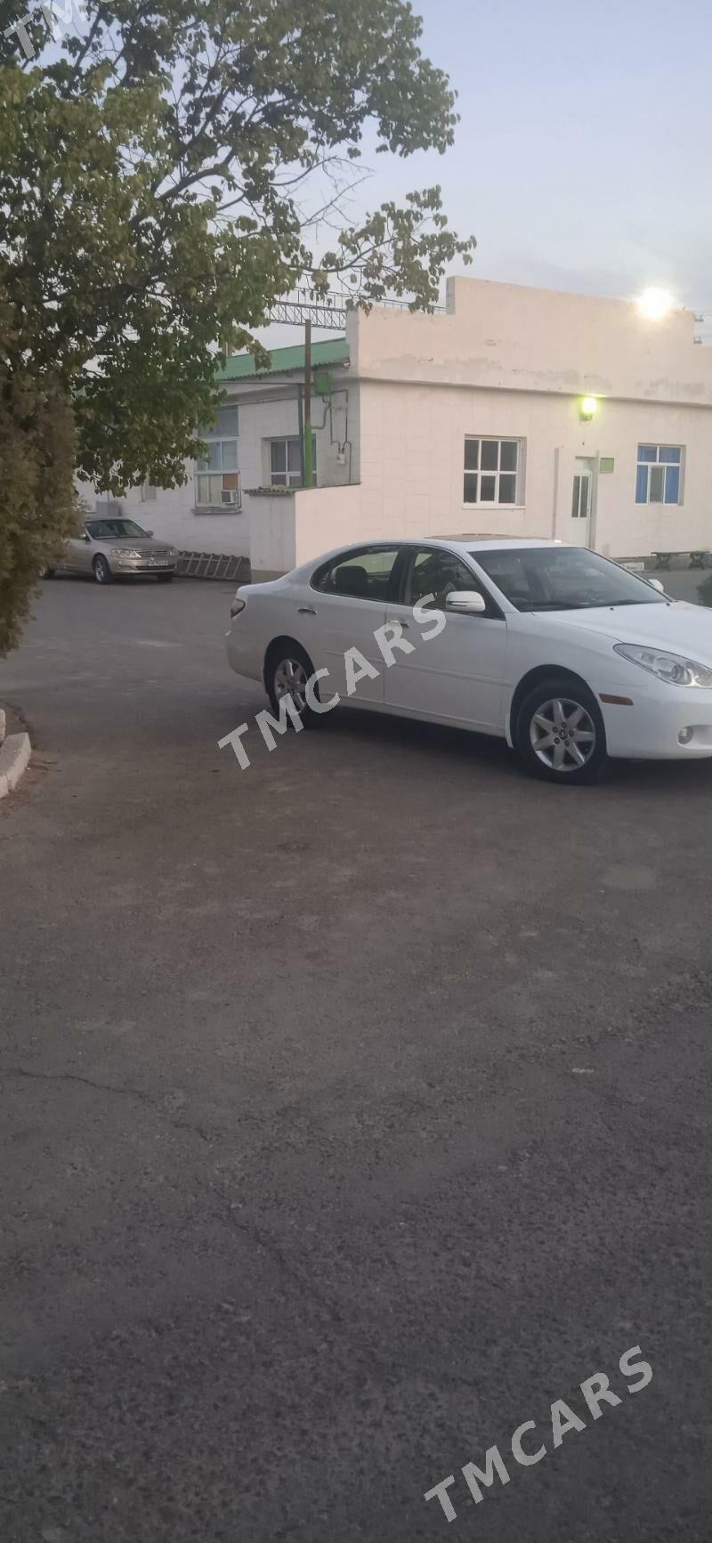 Lexus ES 330 2005 - 200 000 TMT - Дянев - img 4