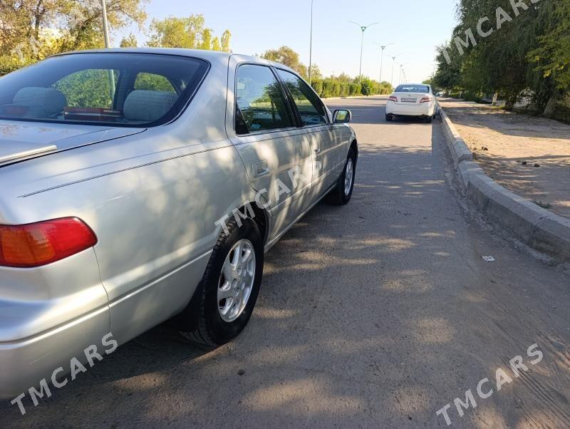 Toyota Camry 2001 - 152 000 TMT - Кёнеургенч - img 3