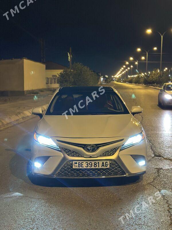Toyota Camry 2019 - 395 000 TMT - Ашхабад - img 3