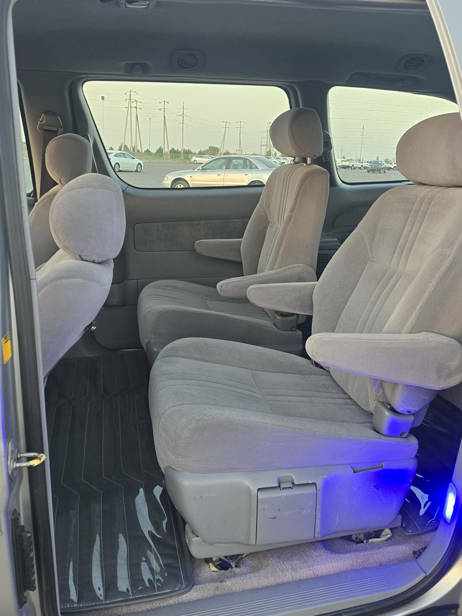 Toyota Sienna 2002 - 160 000 TMT - "Алтын Асыр" Гундогар базары ( Толкучка) - img 5