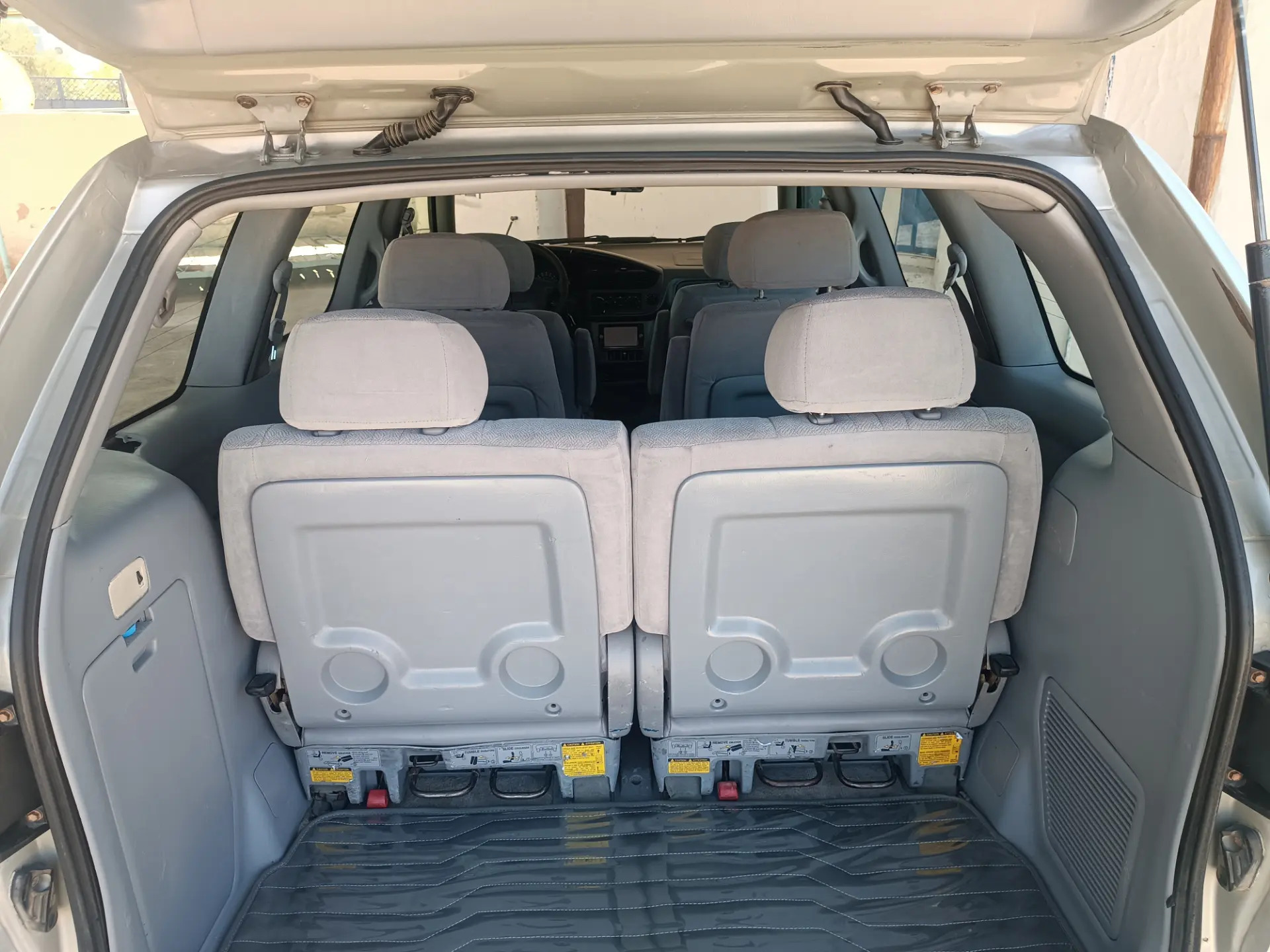 Toyota Sienna 2002 - 160 000 TMT - "Алтын Асыр" Гундогар базары ( Толкучка) - img 9