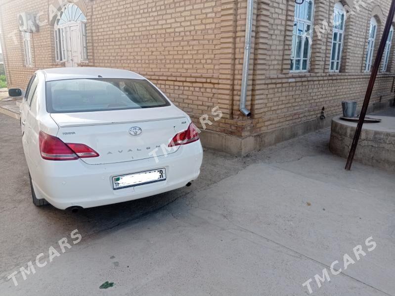 Toyota Avalon 2005 - 170 000 TMT - Murgap - img 3