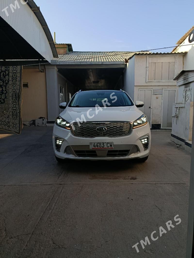 Kia Sorento 2018 - 350 000 TMT - Бедев - img 2