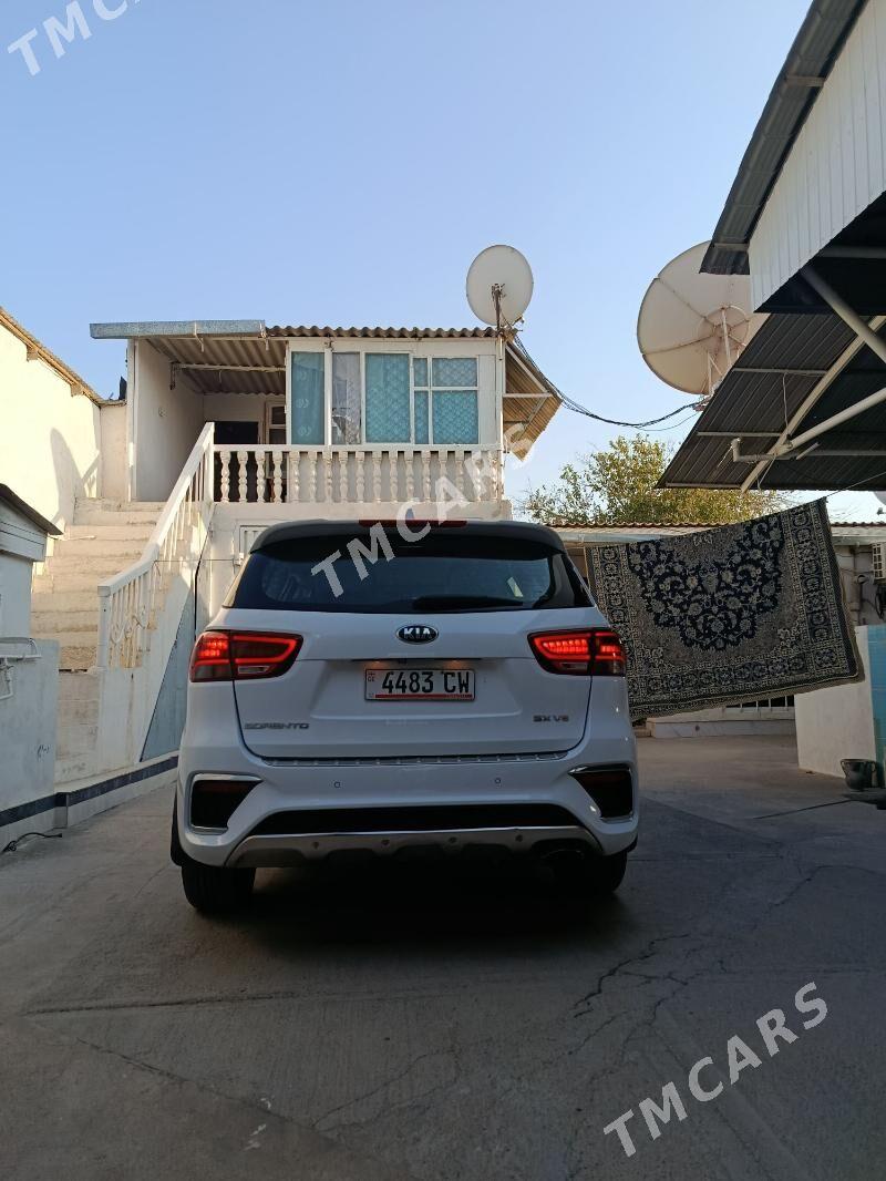 Kia Sorento 2018 - 350 000 TMT - Бедев - img 5