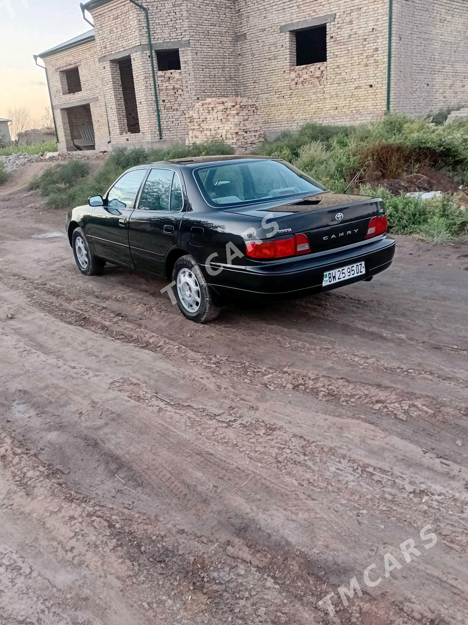 Toyota Camry 1995 - 100 000 TMT - Дашогуз - img 3
