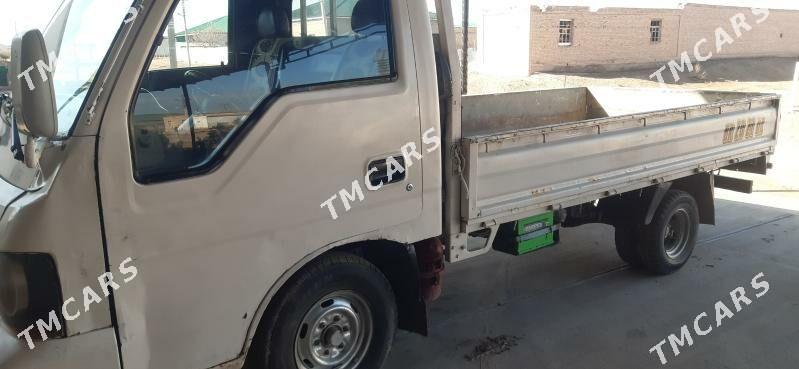 Kia Bongo 2002 - 80 000 TMT - Дашогуз - img 2