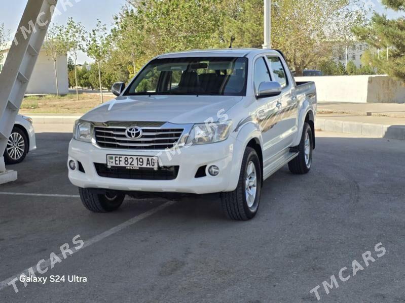 Toyota Hilux 2015 - 395 000 TMT - Balkanabat - img 3