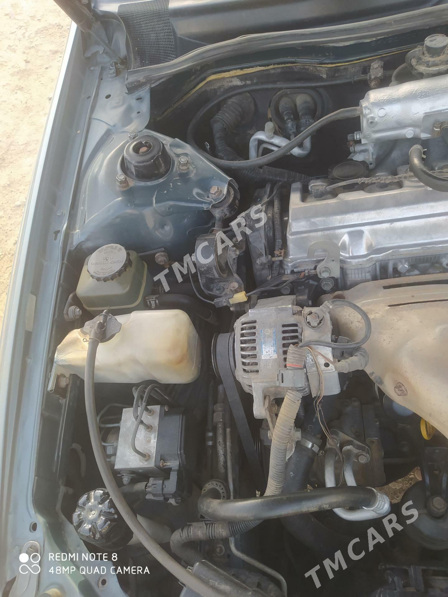 Toyota Camry 2000 - 130 000 TMT - Тагтабазар - img 3
