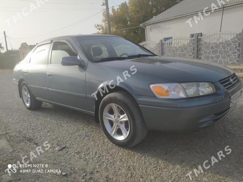 Toyota Camry 2000 - 130 000 TMT - Тагтабазар - img 5
