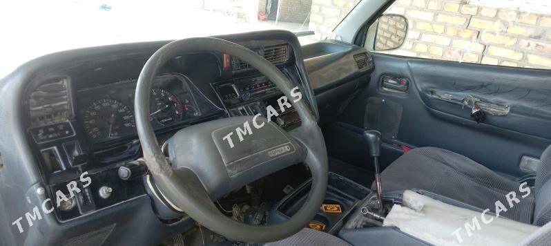 Toyota Hiace 1991 - 45 000 TMT - Мары - img 2
