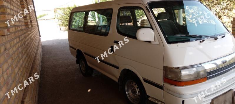 Toyota Hiace 1991 - 45 000 TMT - Мары - img 3