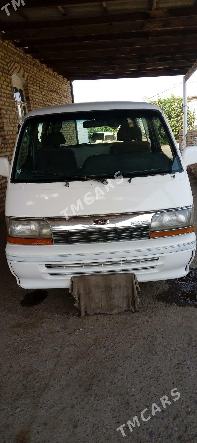 Toyota Hiace 1991 - 45 000 TMT - Мары - img 4