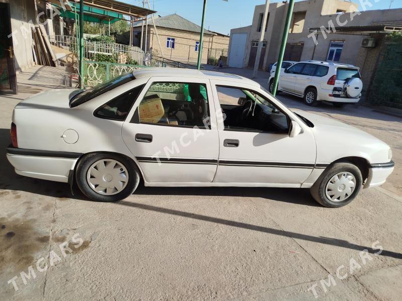 Opel Vectra 1992 - 27 000 TMT - Дашогуз - img 6