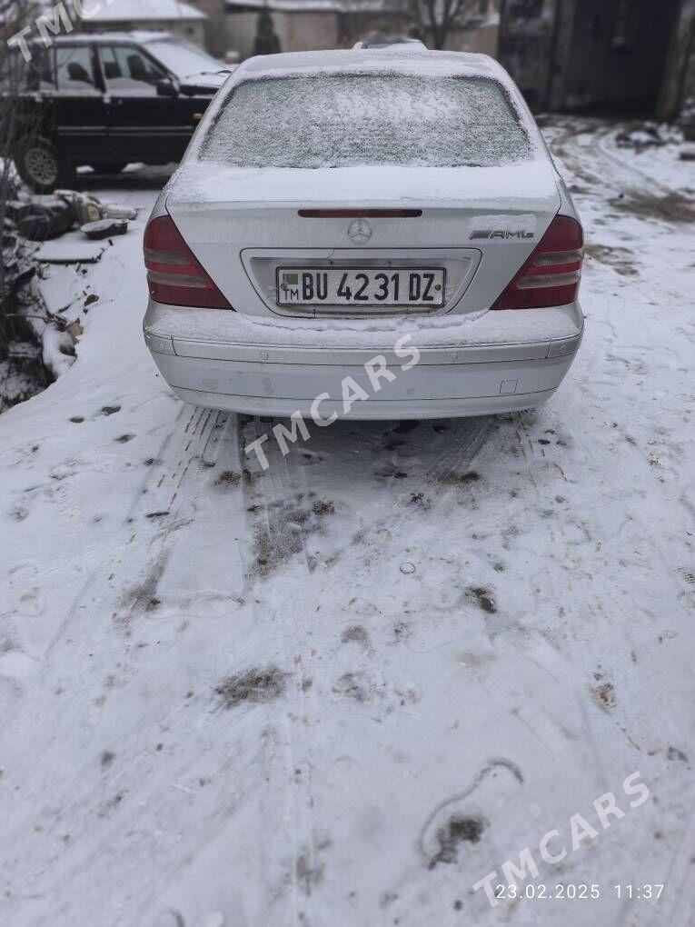 Mercedes-Benz C320 2001 - 75 000 TMT - Губадаг - img 1