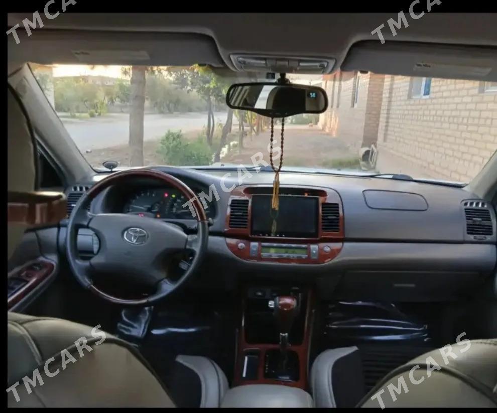 Toyota Camry 2004 - 220 000 TMT - Саят - img 4