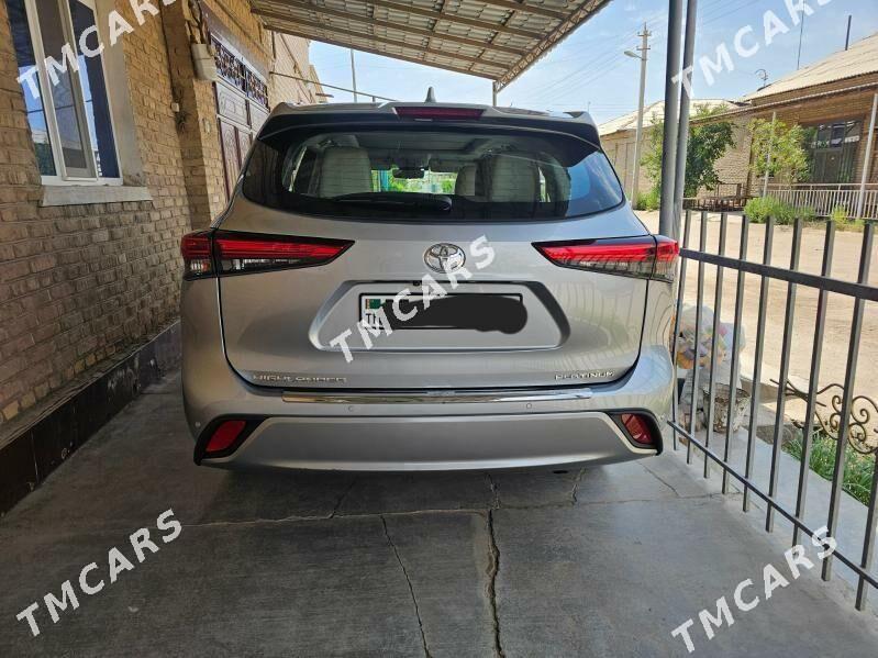 Toyota Highlander 2021 - 670 000 TMT - Daşoguz - img 3