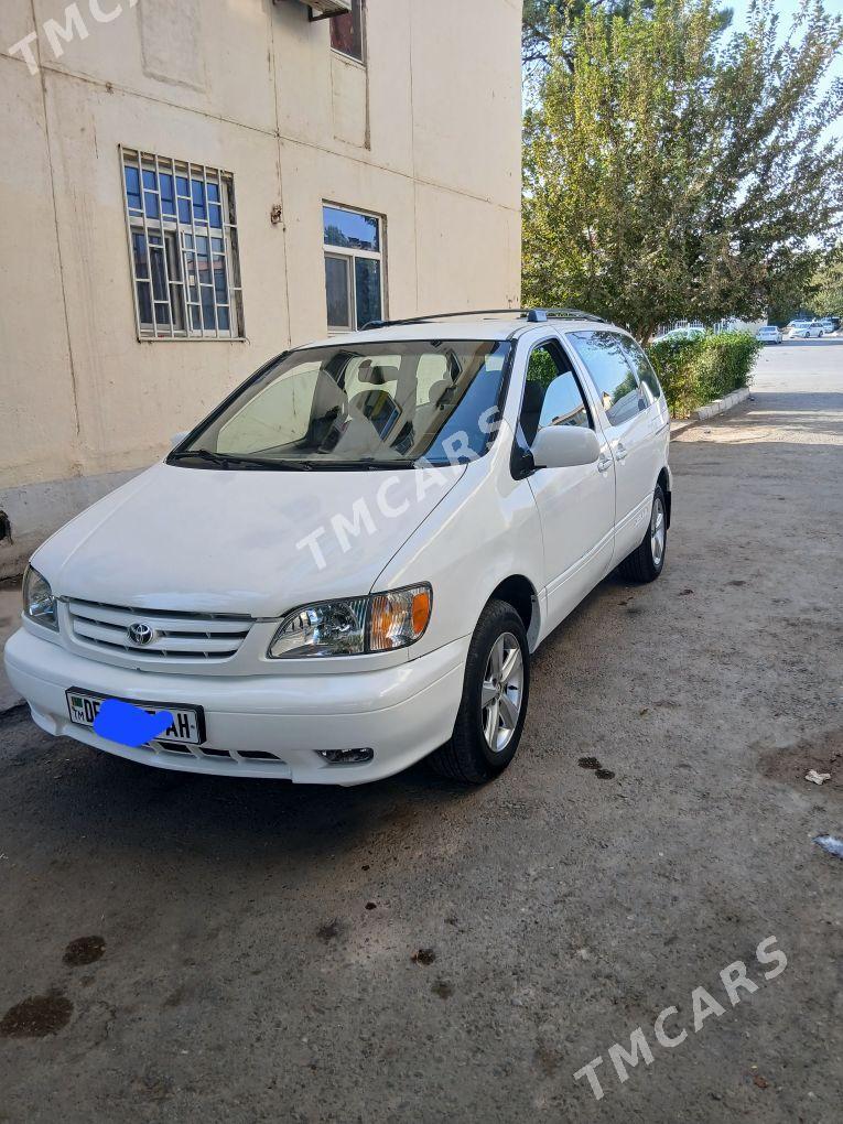 Toyota Sienna 2000 - 125 000 TMT - Ашхабад - img 2