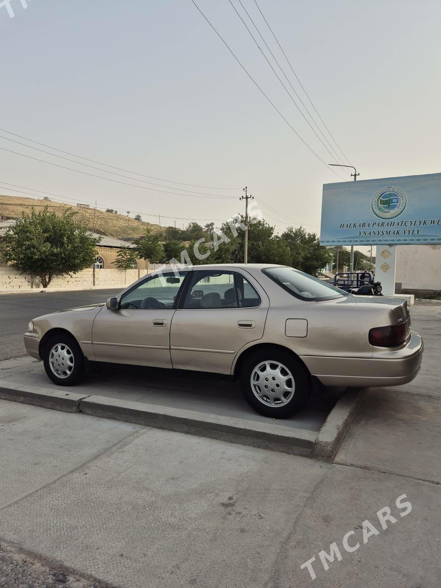 Toyota Camry 1996 - 74 000 TMT - Mary - img 4