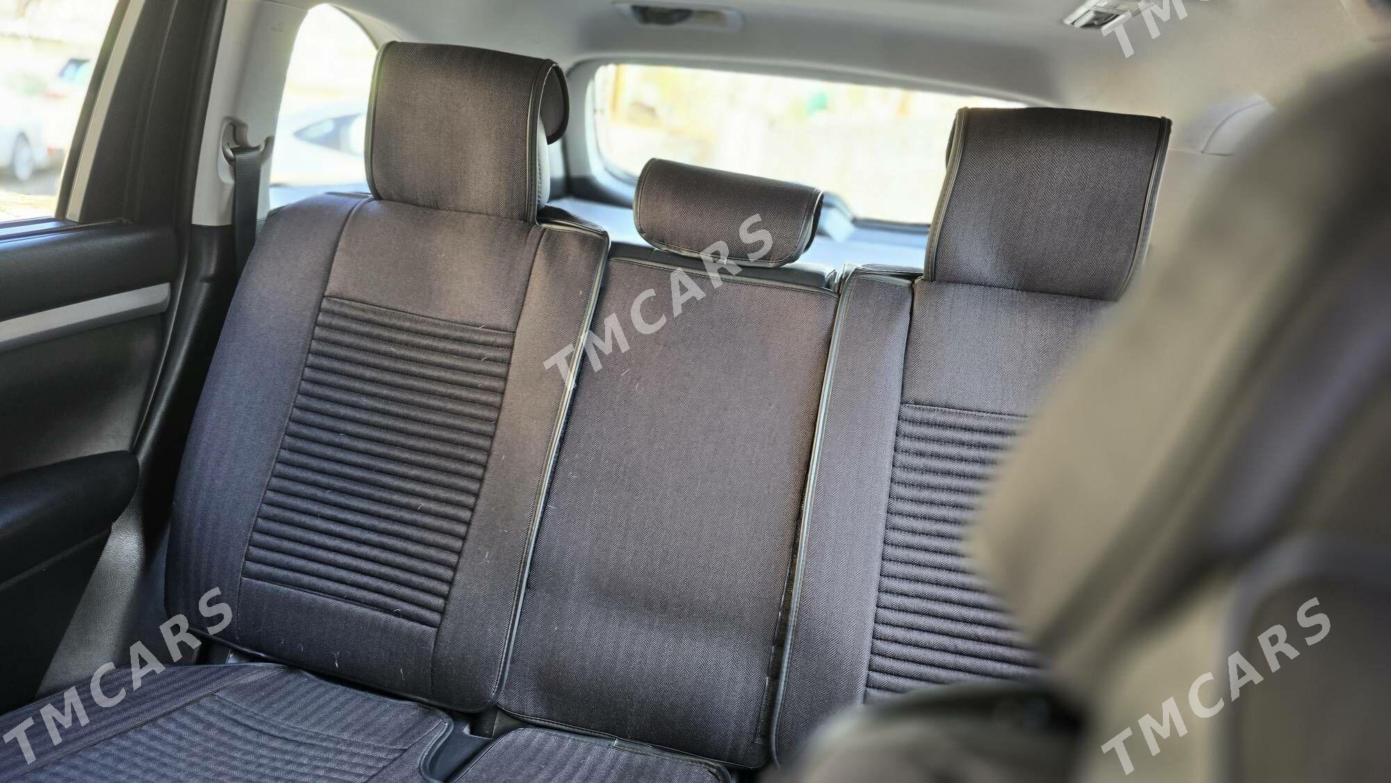 Toyota Highlander 2019 - 492 000 TMT - Aşgabat - img 4