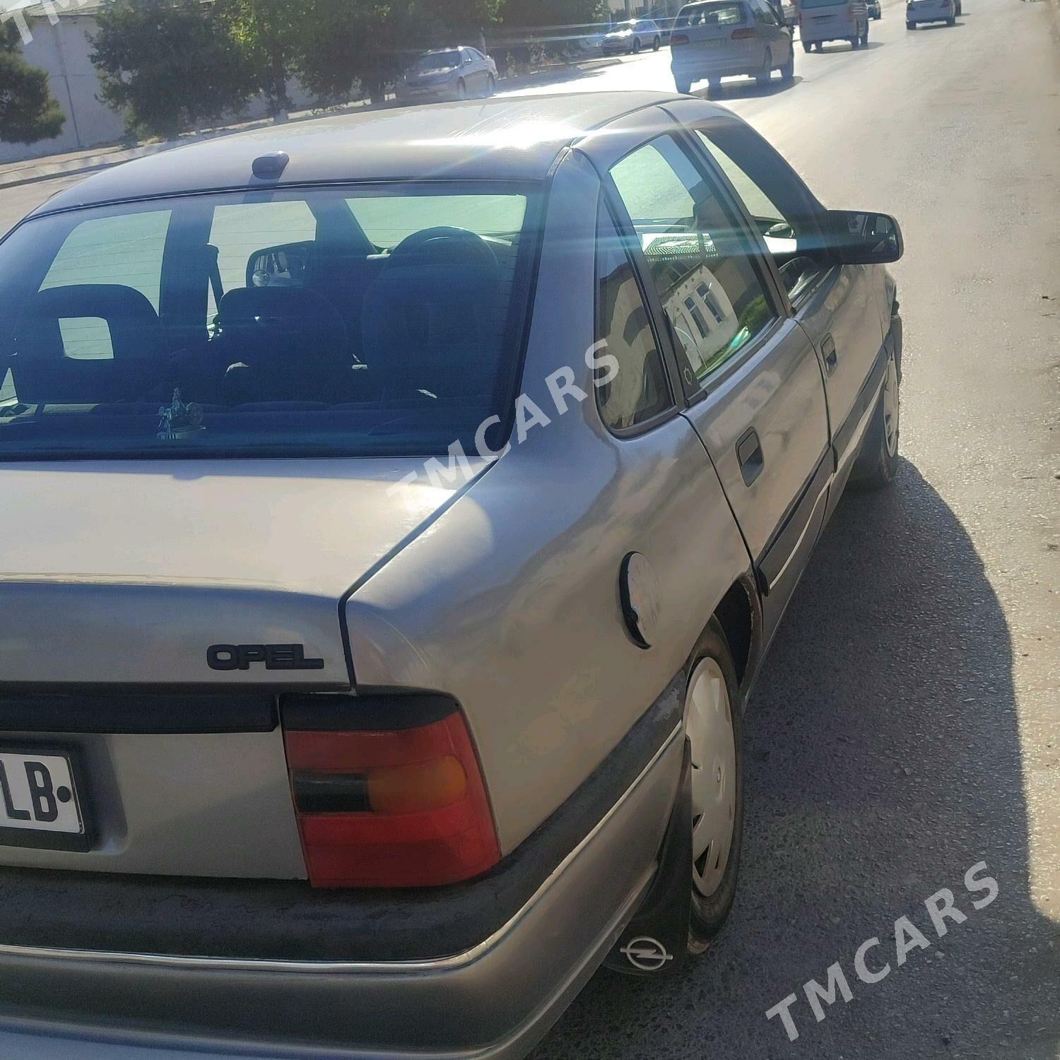 Opel Vectra 1993 - 30 000 TMT - Туркменабат - img 4