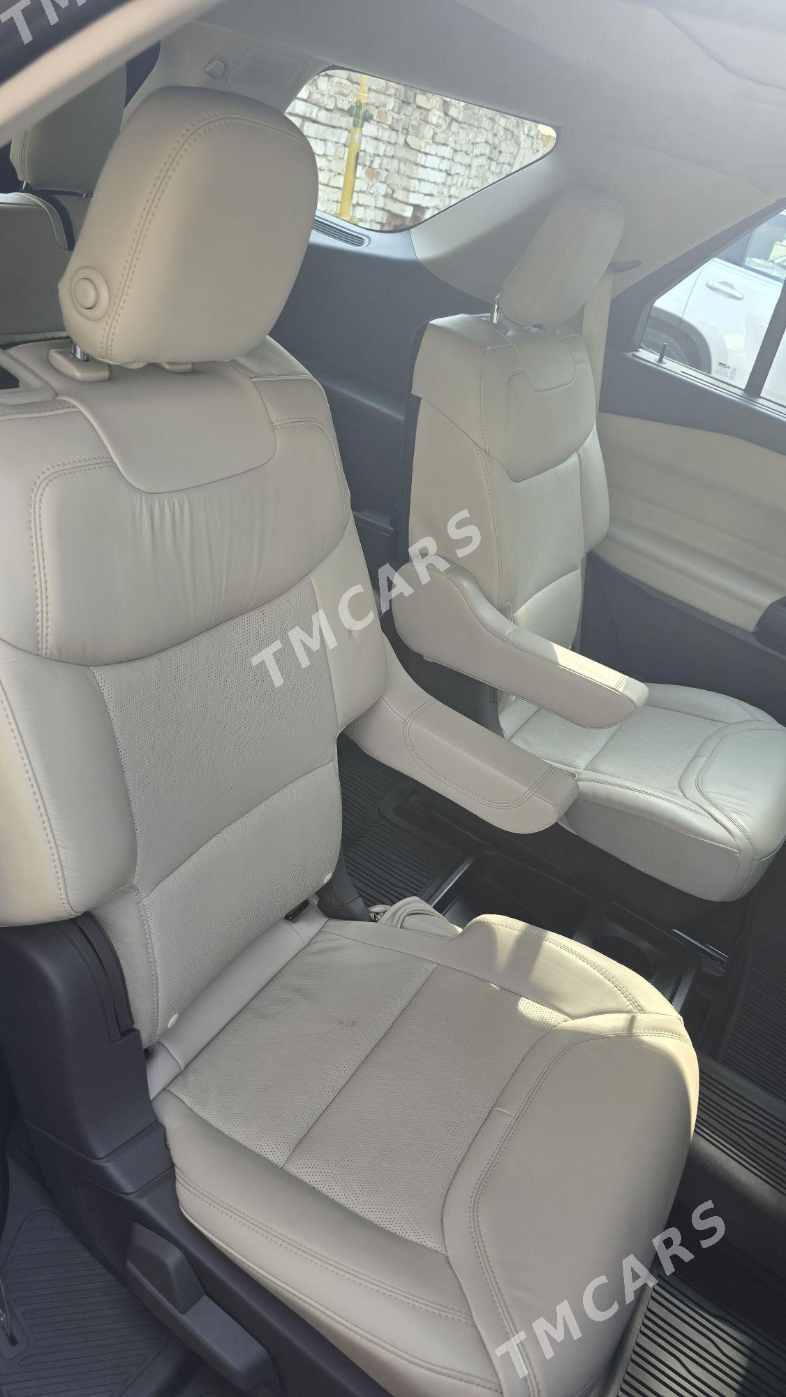 Ford Explorer 2020 - 650 000 TMT - Aşgabat - img 4