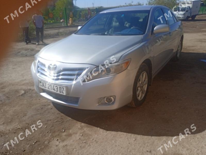 Toyota Camry 2011 - 190 000 TMT - Дашогуз - img 3