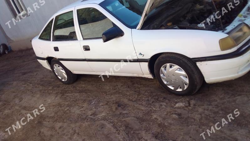 Opel Vectra 1995 - 24 000 TMT - Болдумсаз - img 4