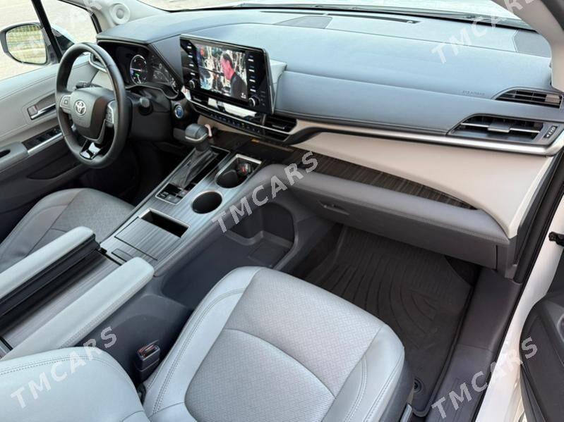 Toyota Sienna 2022 - 560 000 TMT - Ашхабад - img 6