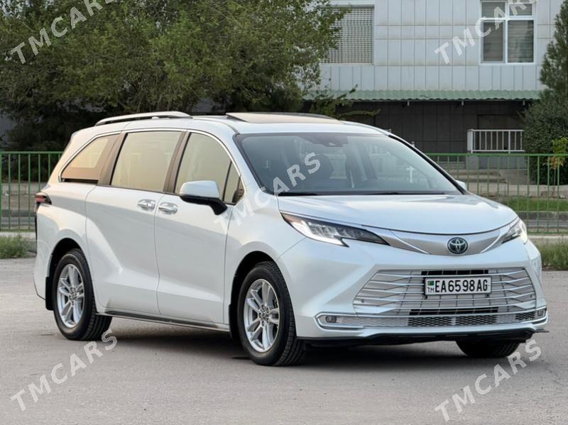 Toyota Sienna 2022 - 560 000 TMT - Ашхабад - img 5