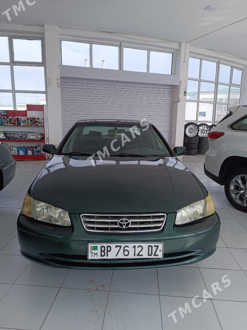 Toyota Camry 2000 - 125 000 TMT - Дашогуз - img 4