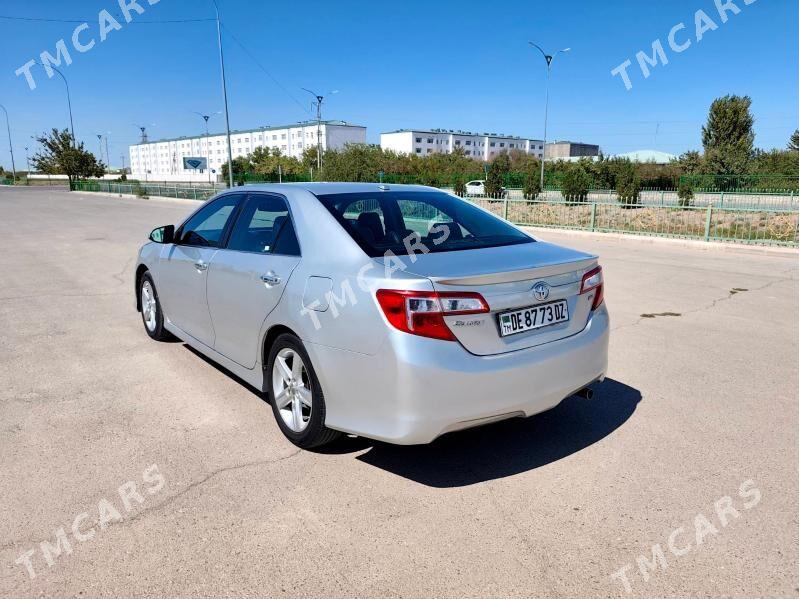 Toyota Camry 2014 - 235 000 TMT - Дашогуз - img 7