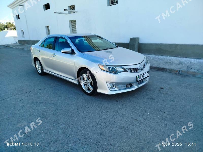 Toyota Camry 2014 - 235 000 TMT - Дашогуз - img 4