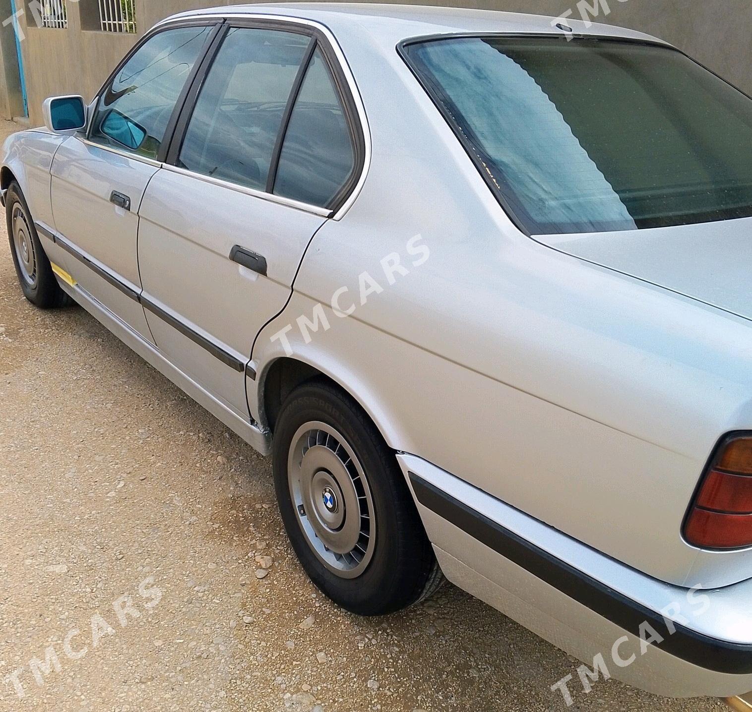 BMW 525 1992 - 47 000 TMT - Балканабат - img 3